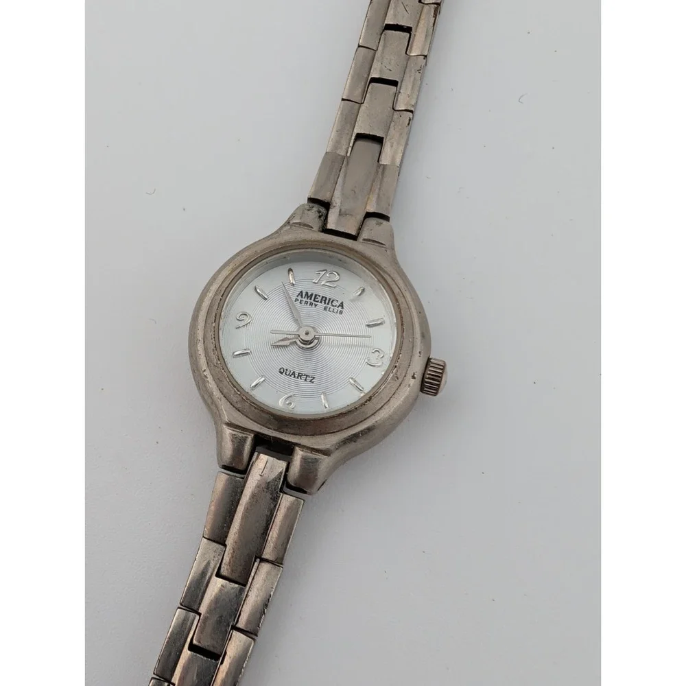 Vtg America Perry Ellis Watch Women 19mm‎ Silver Case 6